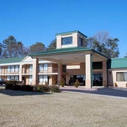 Best Western Royal Inn Suites Hotels 711 S Key St Pilot Photo Of Best Western Royal Inn Suites Pilot Mountain Nc United States