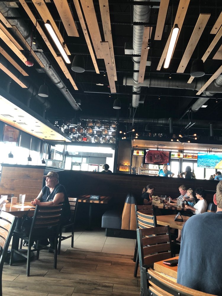 BJ's Restaurant & Brewhouse