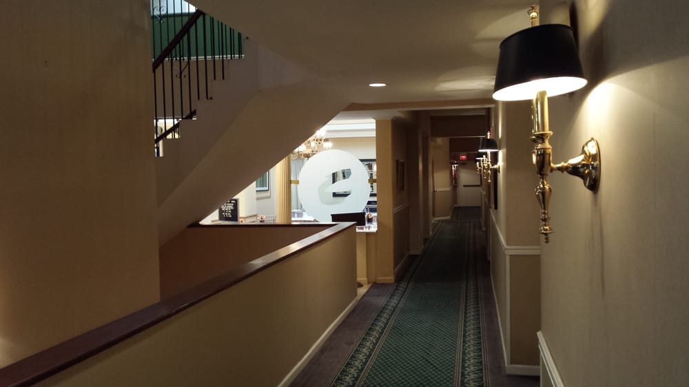 The Roslyn Hotel 25 Photos & 54 Reviews Hotels 1221 Old Northern