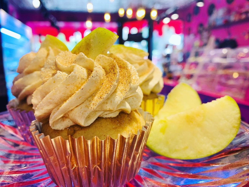 Full Moon Rising Bakery