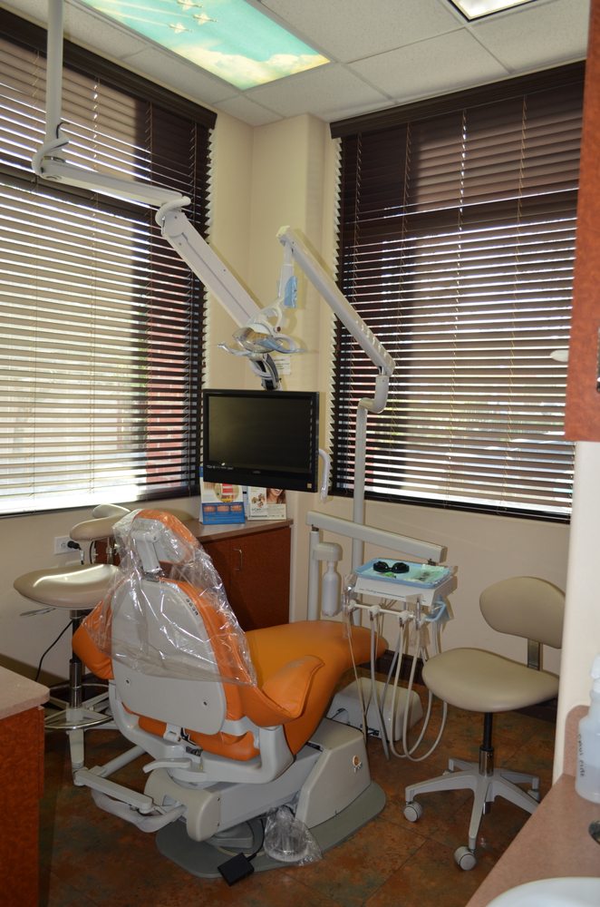 image of business Absolute Dental
