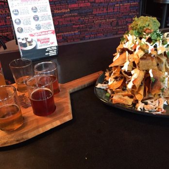 The Rock Wood Fired Pizza 133 Photos 225 Reviews Pizza