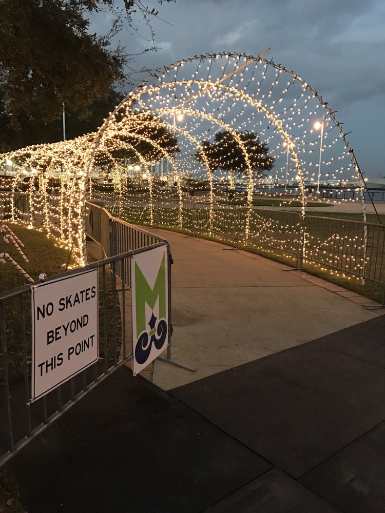 riverside-ice-skating-rinks-water-st-government-st-mobile-al