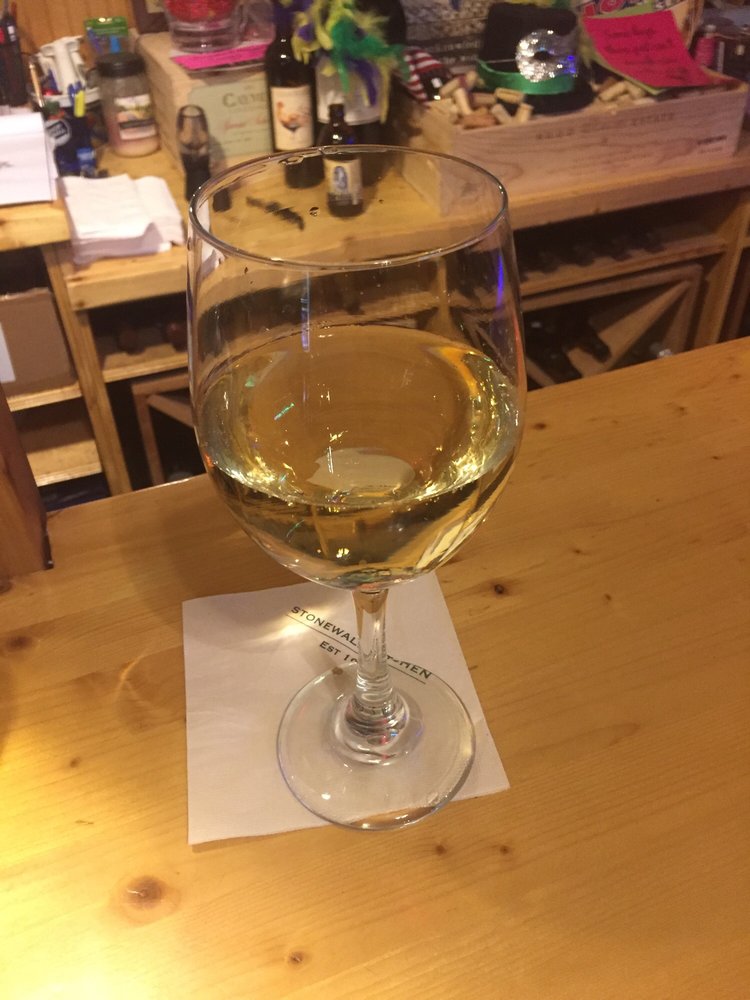 Two Old Hags Wine Shoppe Wine Bars 410 W Main St, Leesburg, FL