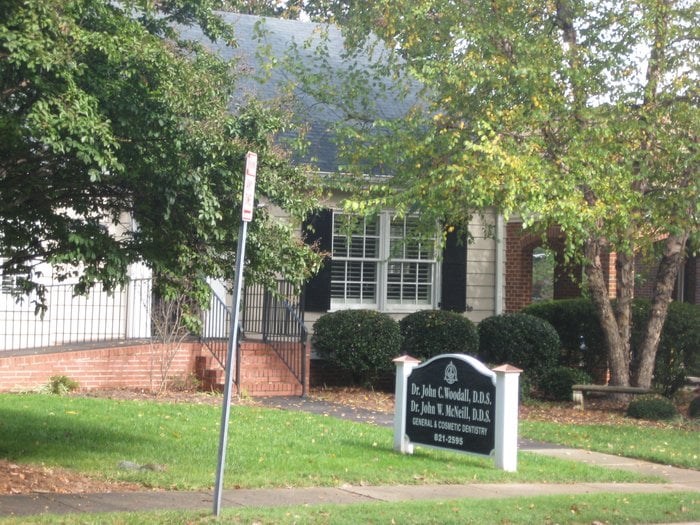 image of business John Woodall, DDS