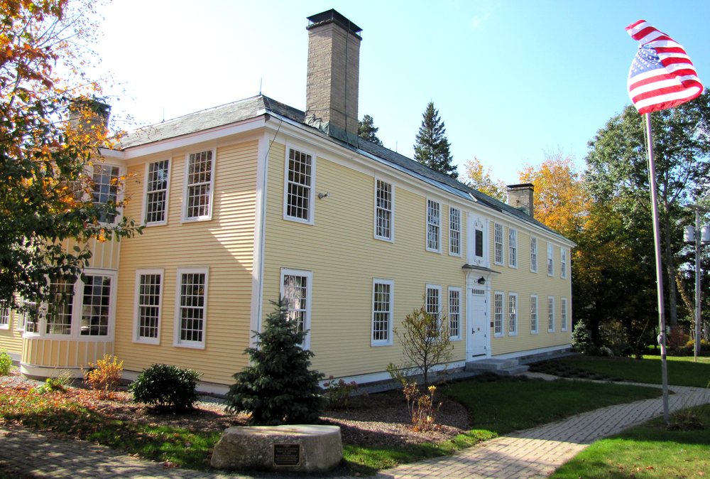 Tracy Memorial Library Libraries 304 Main St, New London, NH