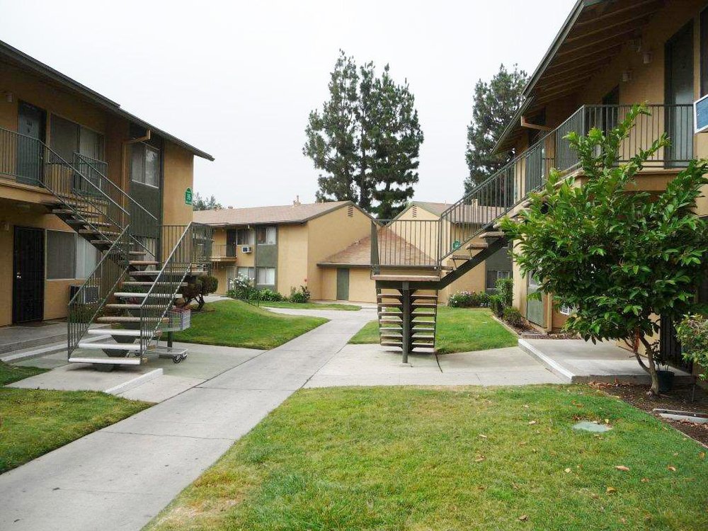 Pierce Park Apartments Get Quote Apartments 12700 Van Nuys Blvd