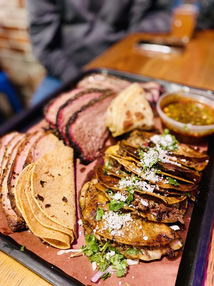 Vaqueros Texas Bar-B-Q Vaqueros Texas Bar-B-Q