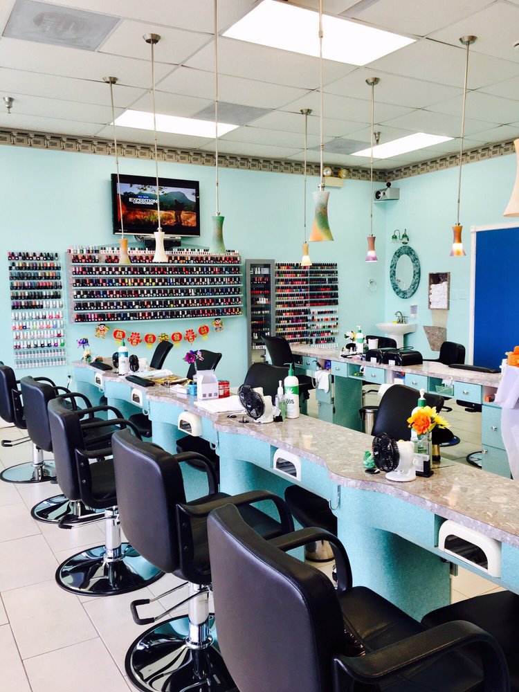 Emerald Nail Salon