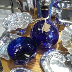 Vanities Jewelry And Gifts 23 Photos 7933 N Mesa St Photo Of Vanities Jewelry And Gifts El Paso Tx United States Hand