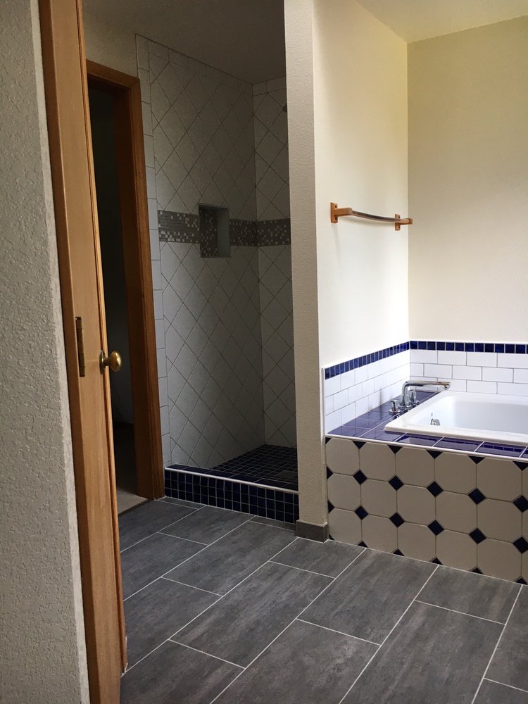 image of business Lutz Tile