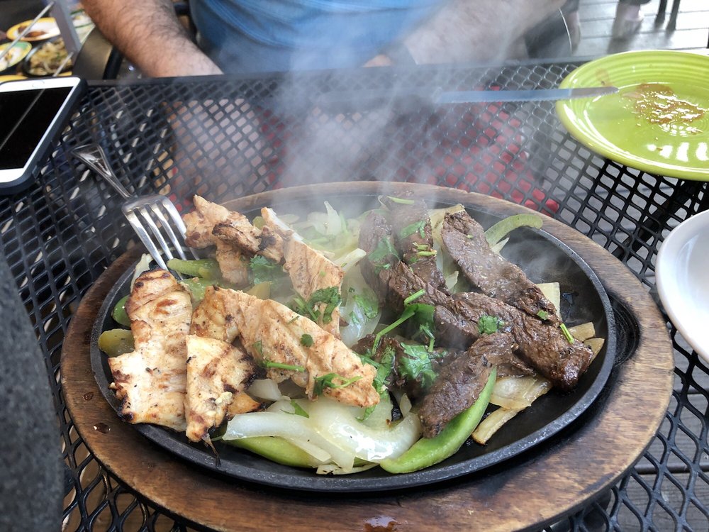 Los Tios Grill
