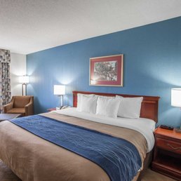 Photos For Comfort Inn Suites Lees Summit Kansas City Yelp