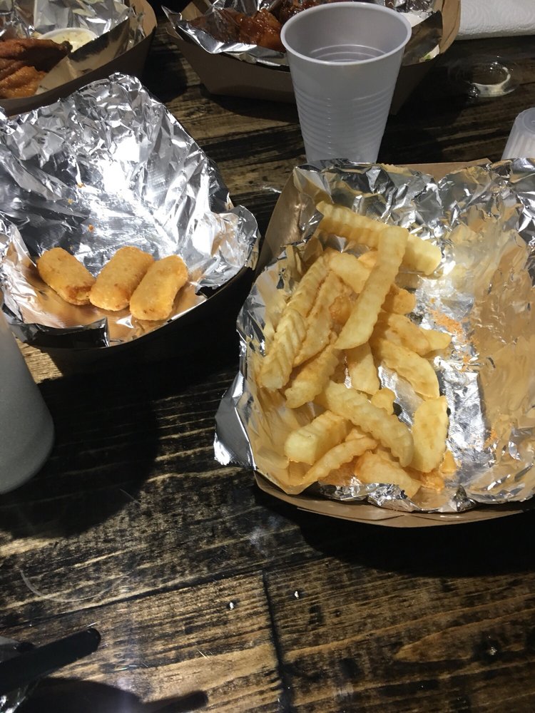 Rumberger’s Wings & More 31 Photos & 60 Reviews Chicken Wings 3127 N Prospect Rd, Peoria