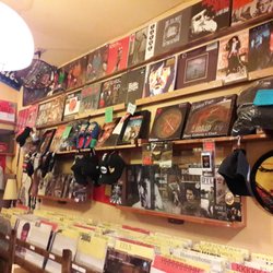 Backtrack De Muziekwinkel - Vinyl & Schallplatten - St Katelijnevest ... Backtrack De Muziekwinkel - Vinyl & Schallplatten - St Katelijnevest ...