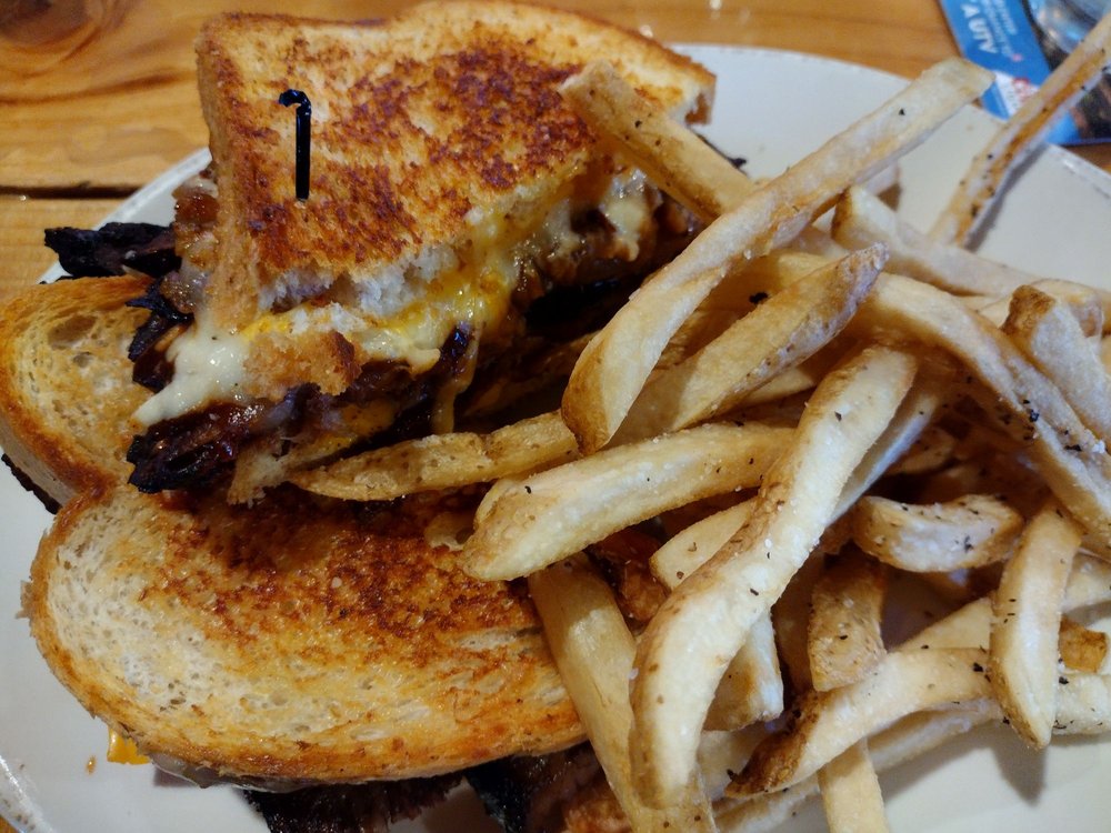 D’s Smokehouse D’s Smokehouse