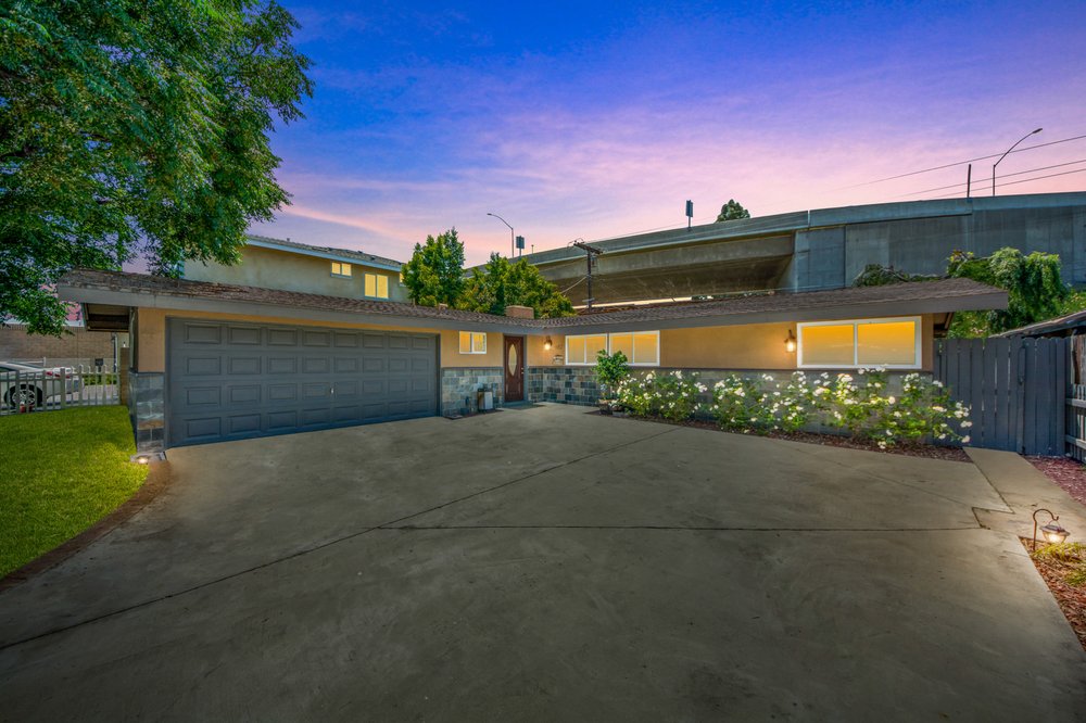 Douglas Lee Real Estate