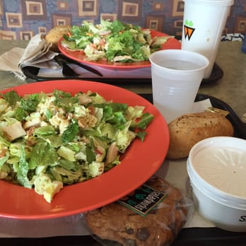 saladworks 11 photos 20 reviews salad 159 e swedesford road salad works nutrition