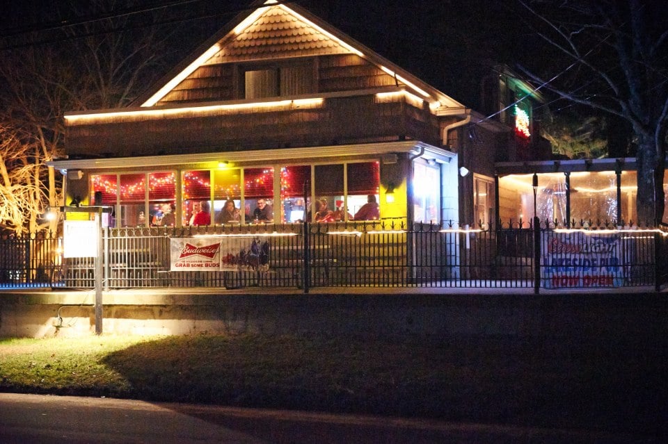 Lakeside Pub 14 Reviews Pubs 31 Hayestown Rd, Danbury, CT