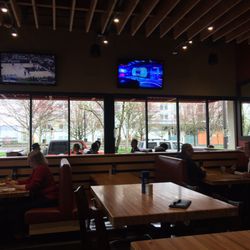 Parkstone Wood Kitchen 341 Photos 398 Reviews American New Photo Of Parkstone Wood Kitchen Portland Or United States Dining Room
