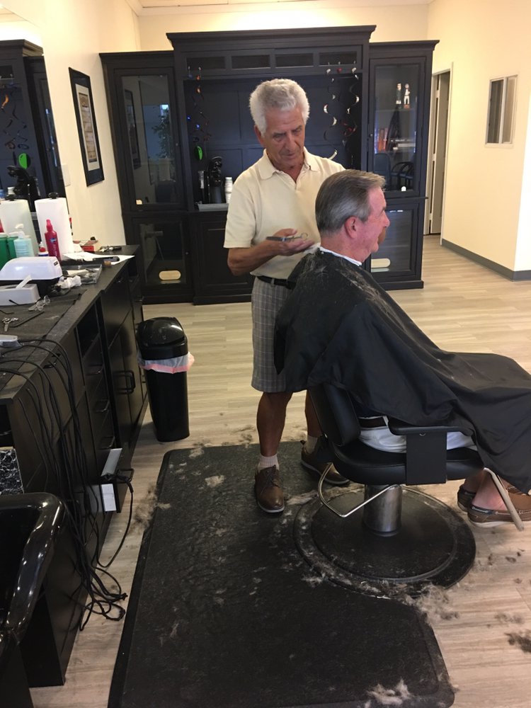 Lakewood Barbershop Logo