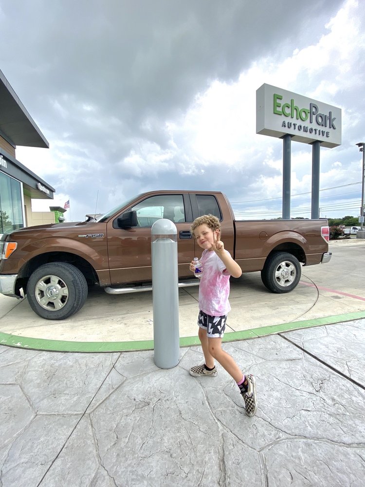 EchoPark Automotive - New Braunfels
