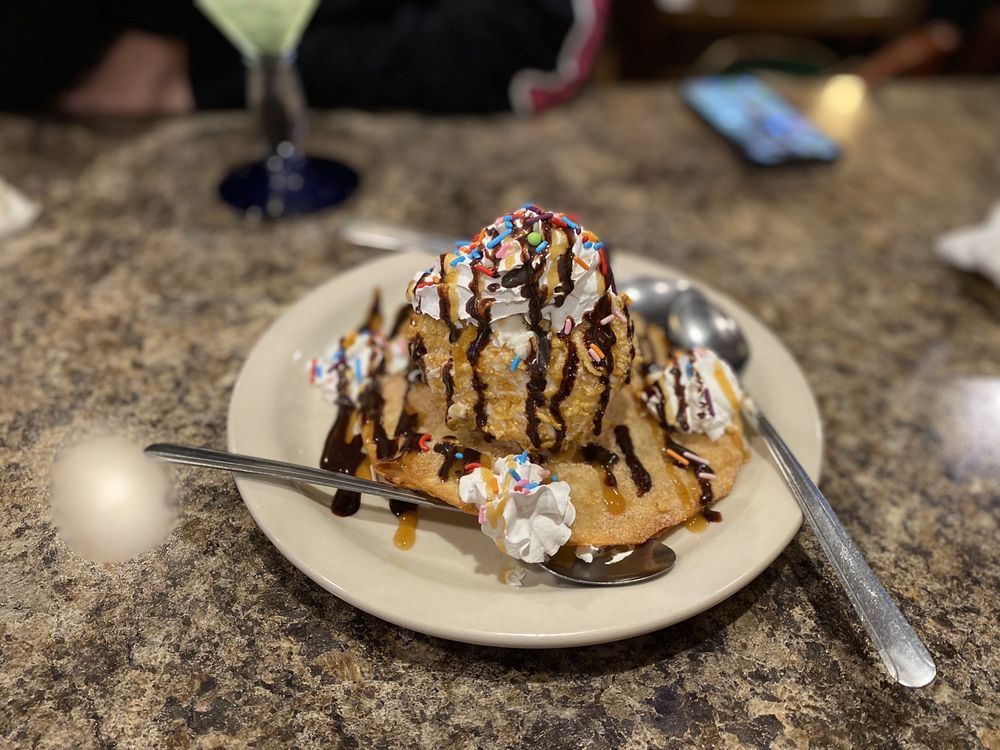 Los Magueyes Mexican Grill