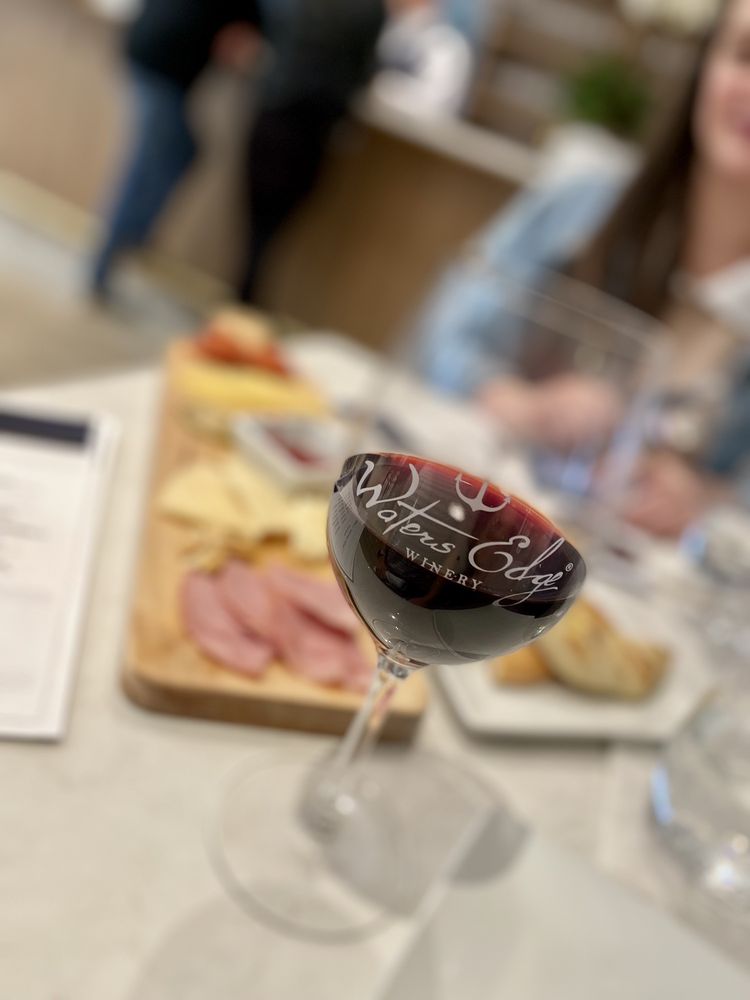 Waters Edge Winery & Bistro Norfolk