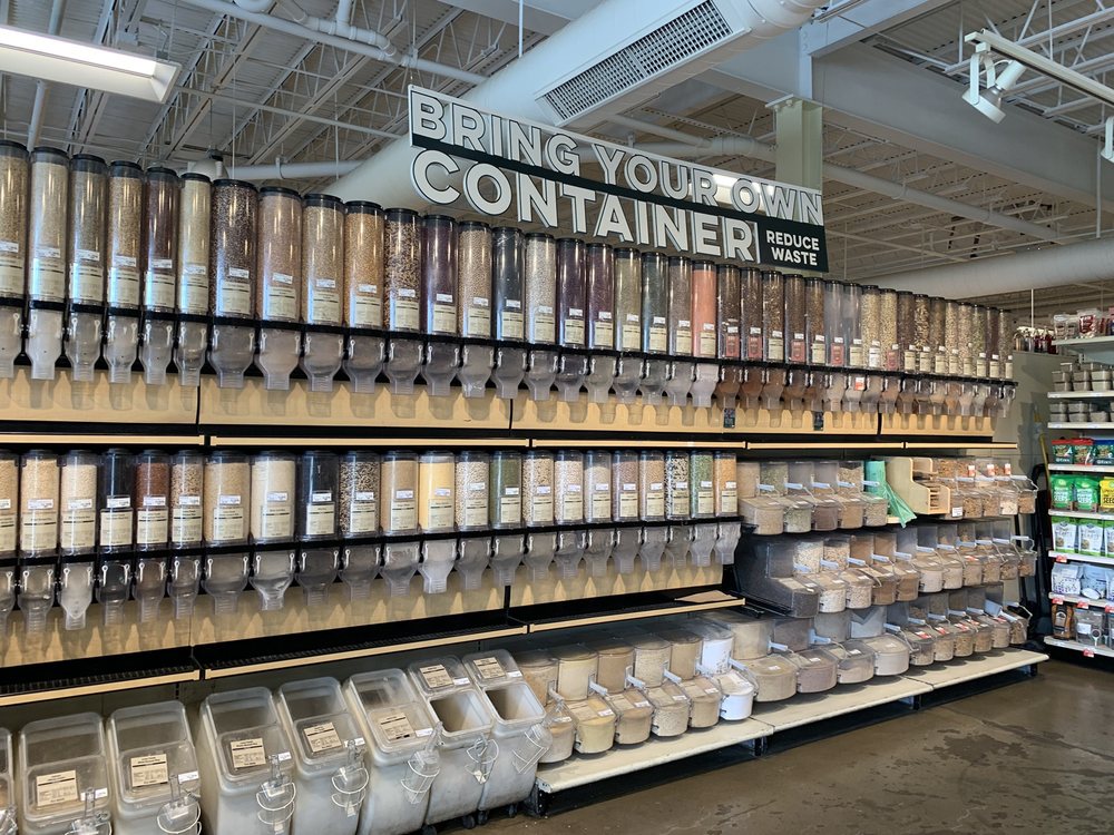 MOM's Organic Market