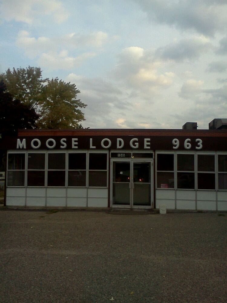 Moose Maplewood Lodge No 963 1946 English St, Saint Paul, MN Phone