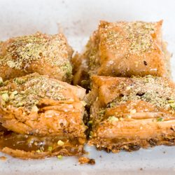 Photo de Istanbul Restaurant \u0026 Patisserie , North Brunswick, NJ,