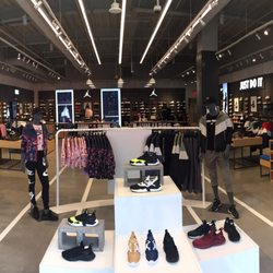 adidas westfield century city