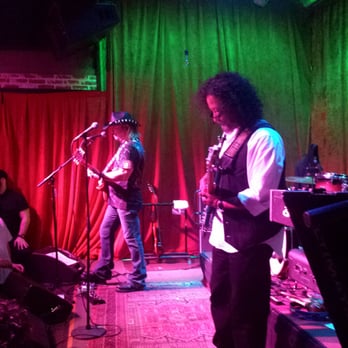 Saint Rocke Check Availability 186 Photos 487 Reviews Music Photo Of Saint Rocke Hermosa Beach Ca United States Electric Caravan