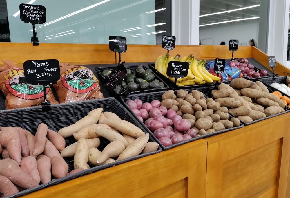 Geiger's Market - Hopland