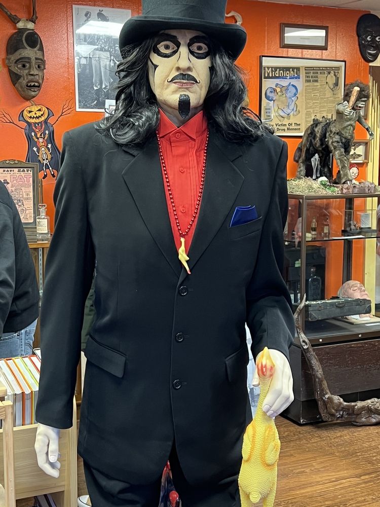 House of Oddities and Curious Goods