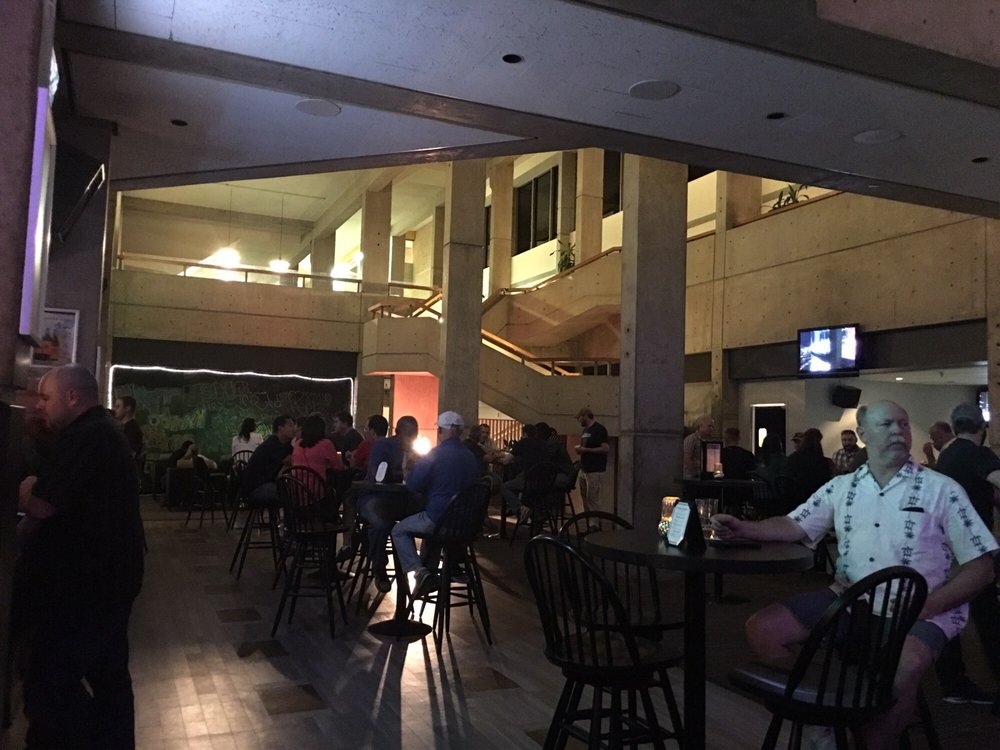 Black Olive Sports Bar & Grill
