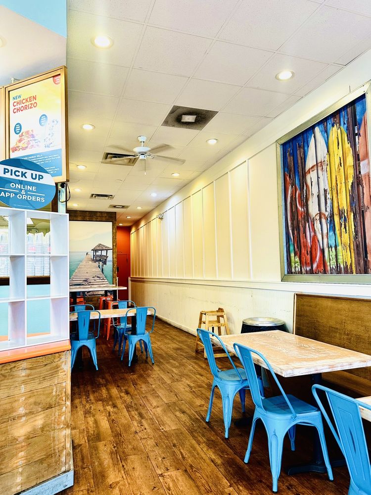 Tropical Smoothie Cafe