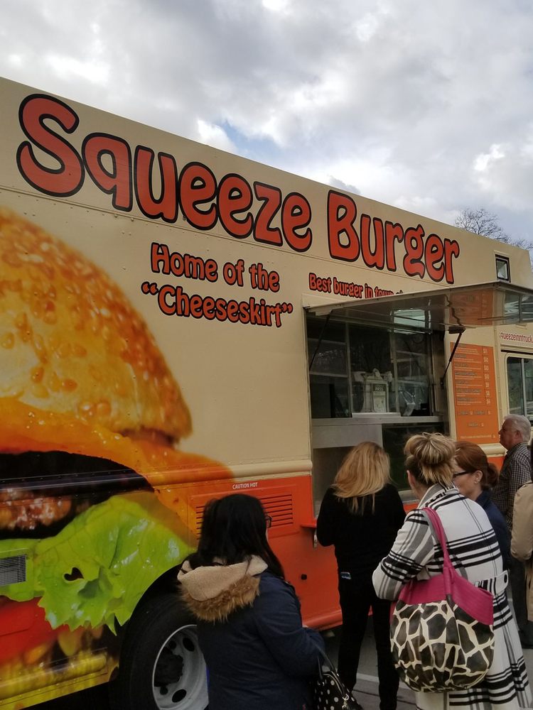 Squeeze Burger Food Truck Food Trucks 5861 88th St, Sacramento, CA