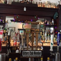 Best Restaurants In Washington Island Wi Last Updated November 2 Nelsen S Hall Bitters Pub