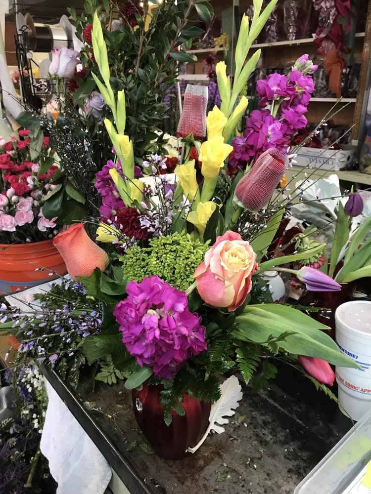 Longview Flower Shop