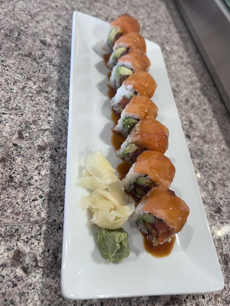 Everest Sushi Bar and Grill