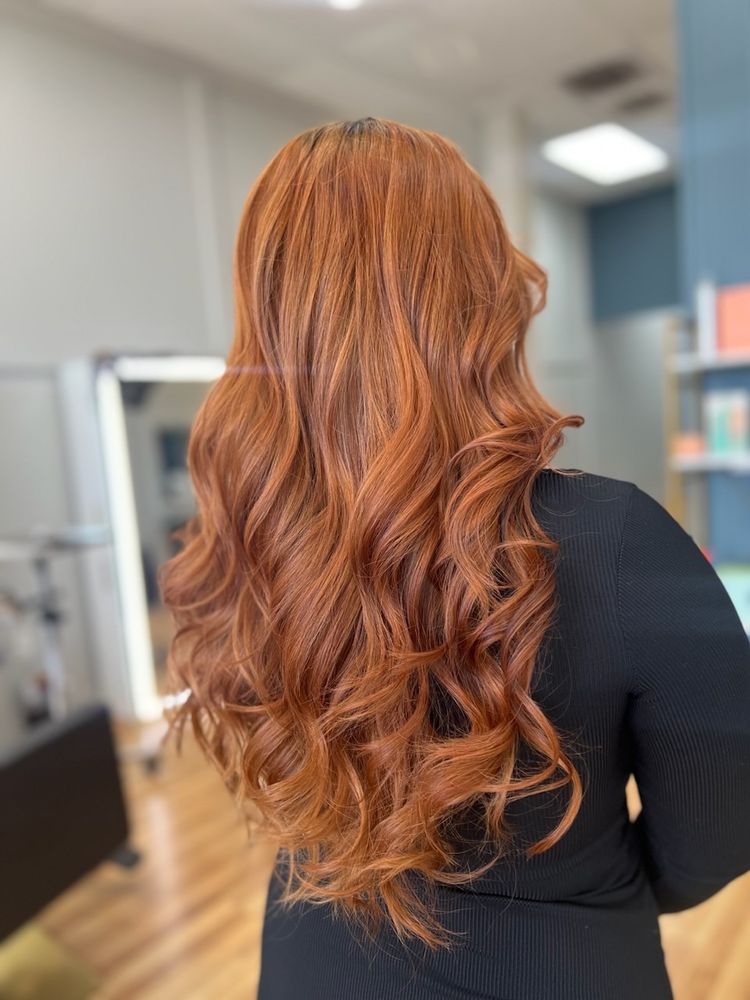 Salon Envy