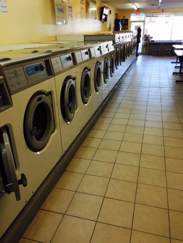 Circle Plaza Laundromat
