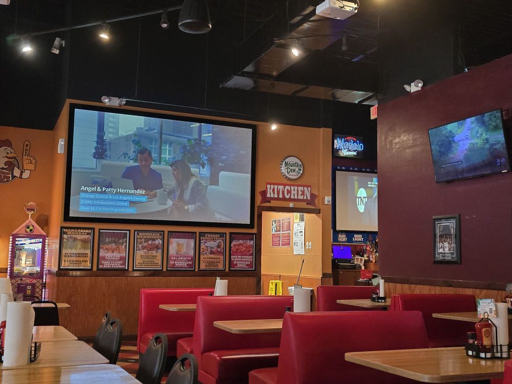 BreWingZ Restaurant and Bar