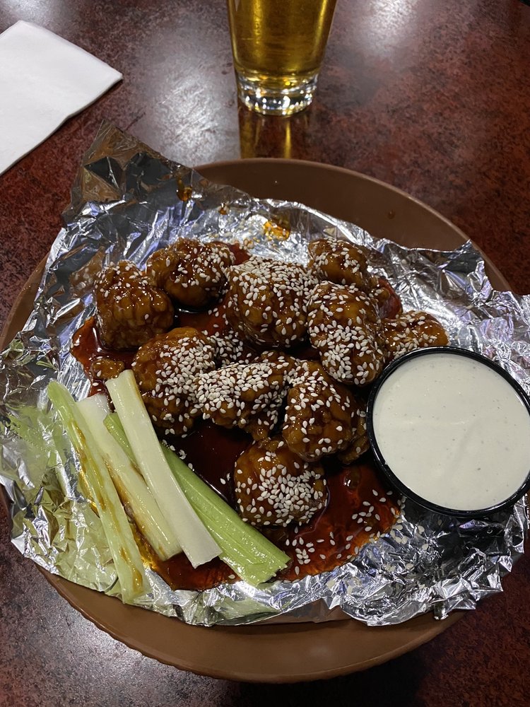 Underdog Sports Bar & Grill
