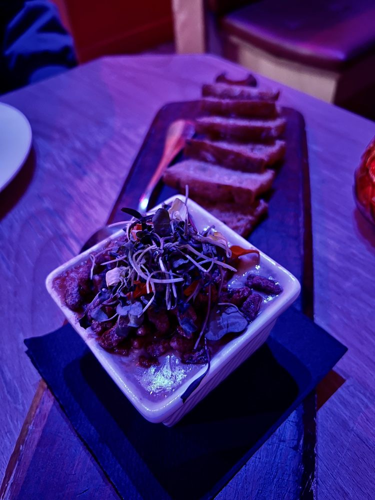 BAR by Red Door BAR by Red Door