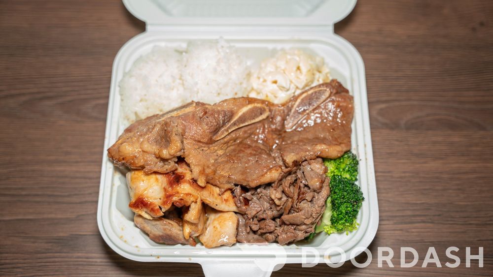 Moku Hawaiian BBQ