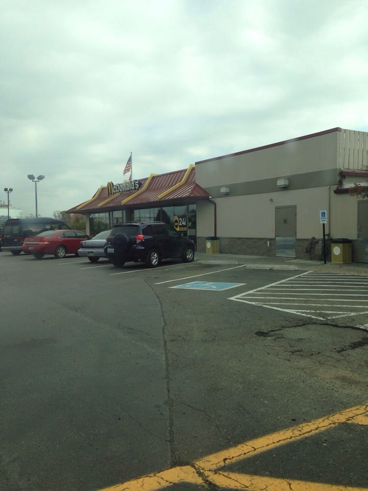 McDonald’s 16 Reviews Fast Food 7916 Montgomery Rd, Kenwood, Cincinnati, OH Restaurant