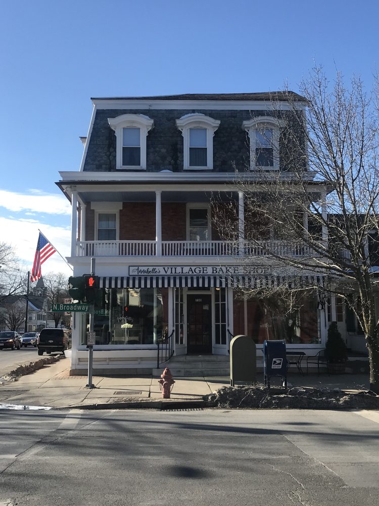 Annabelle's Village Bake Shop