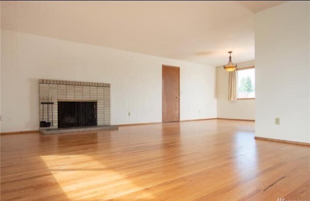 image of business American Custom Wood Flooring